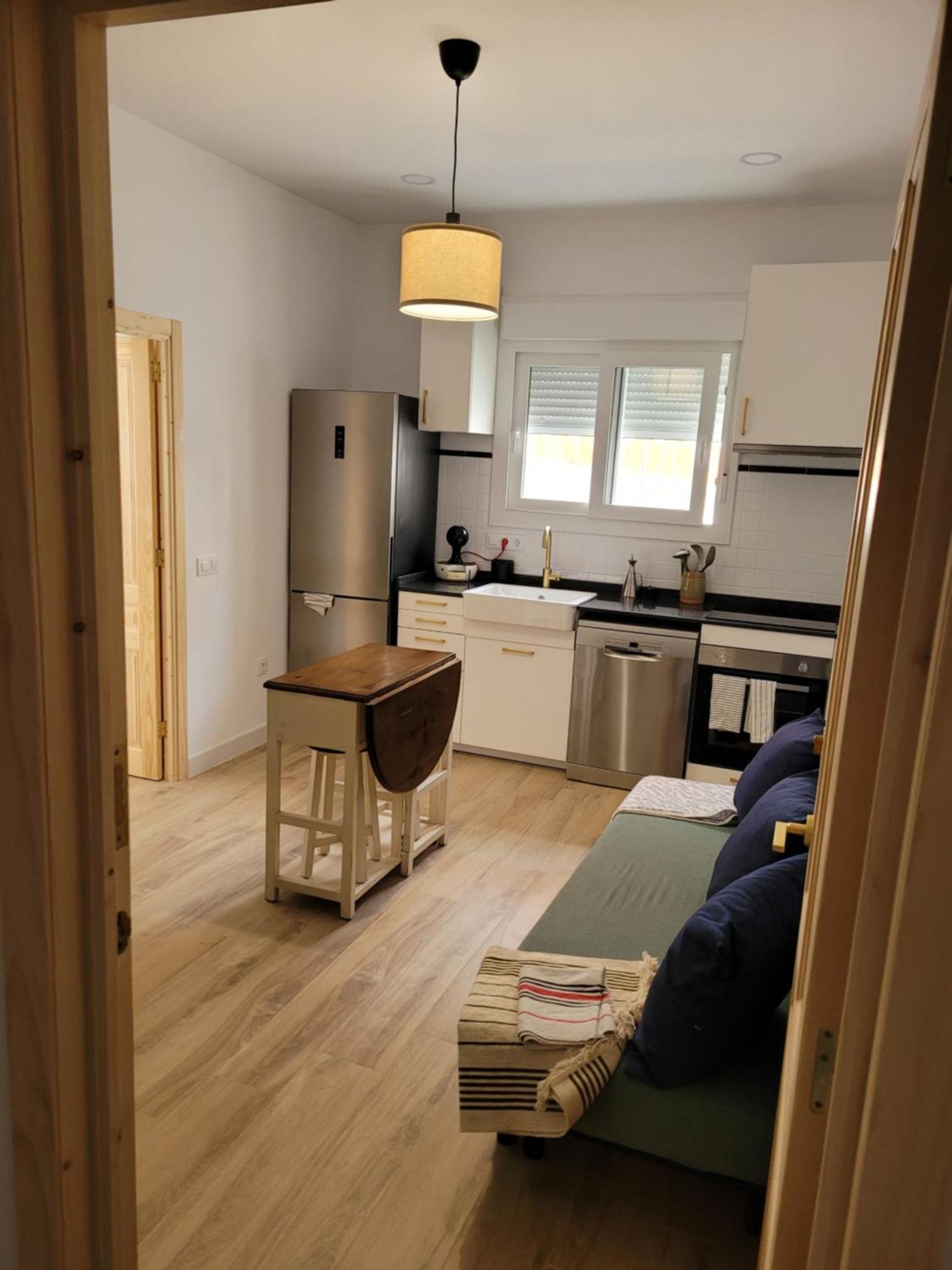 Apartamento Con Wifi, Patio Y Garaje Privado Alcalá de Guadaira Exteriör bild