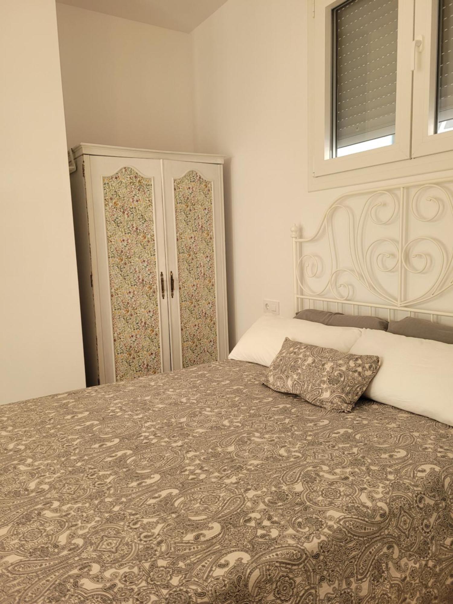 Apartamento Con Wifi, Patio Y Garaje Privado Alcalá de Guadaira Exteriör bild